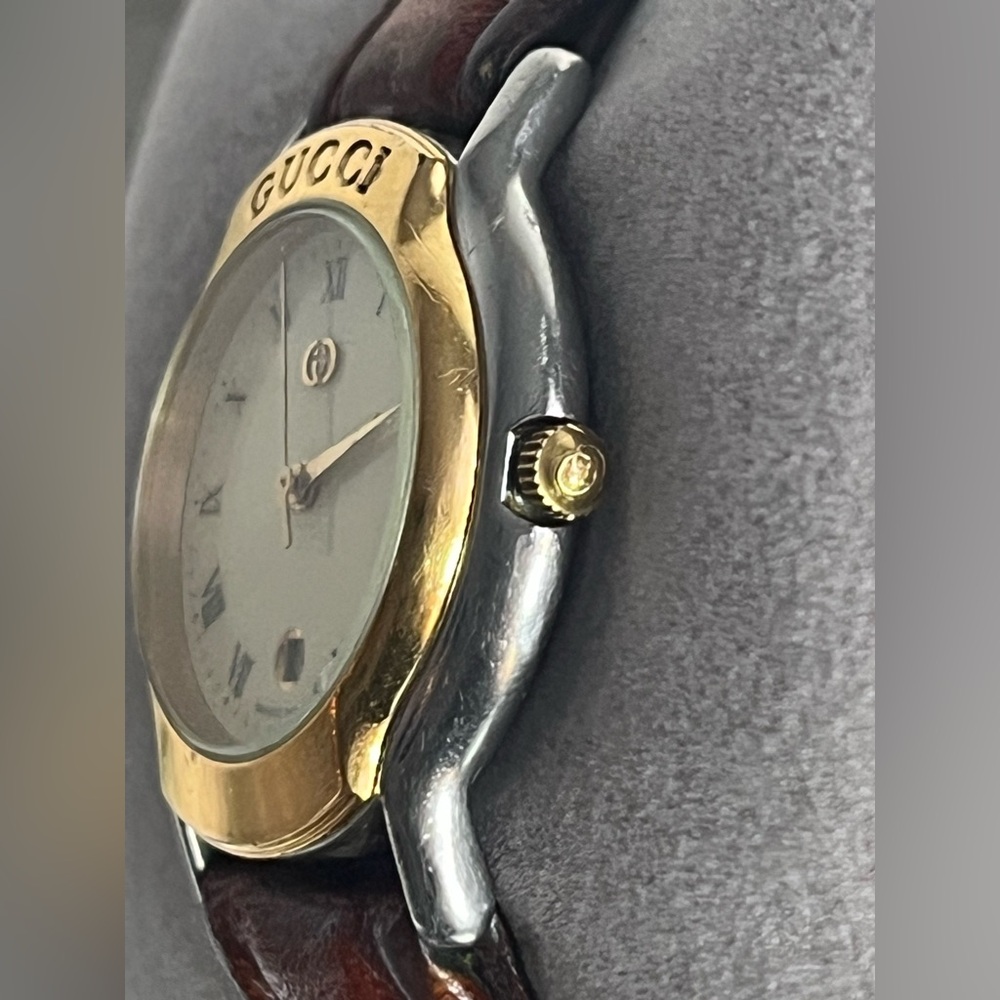 Gucci 8000L two tone ladies watch - Picture 10 of 14